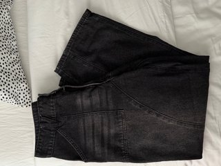 Pantalones vaqueros grises anchos