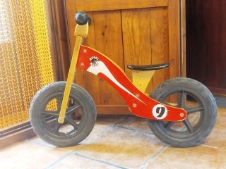 Bicicleta infantil madera