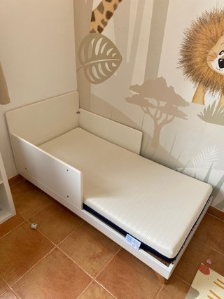 Cuna Kave Home Evolutiva + Colchón