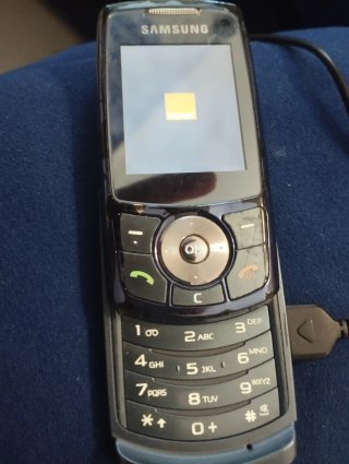 Móvil Samsung SGH-L760 Deslizante
