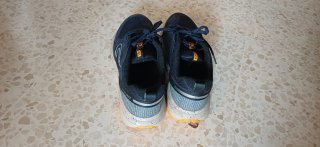 Zapatillas Kiprun running azul y naranja