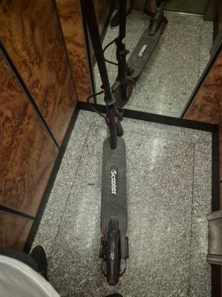 Patinete I Scooter. Casi no se ha utilizado.