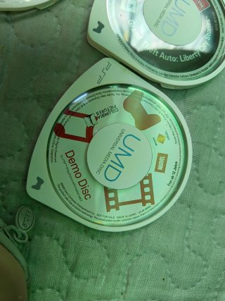 Lote 4 Giochi PSP UMD