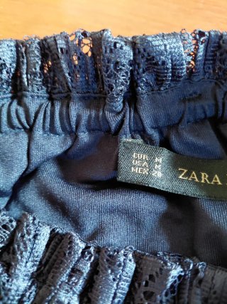 Falda Zara Azul Marino Plisada