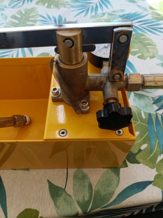 Bomba de comprobación REMS Push