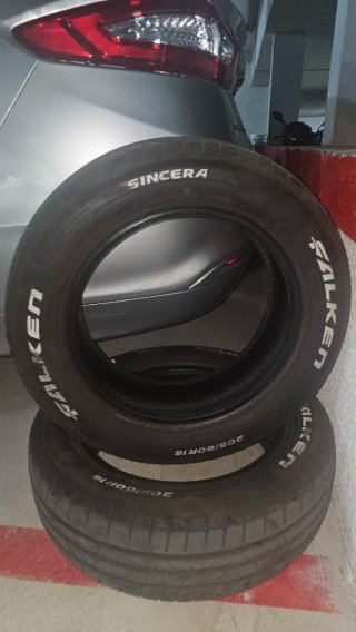 4 Neumáticos 205/60 R16 92H (Hankook + Falken)