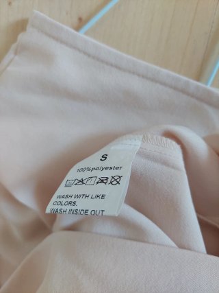 Mono largo beige sin mangas