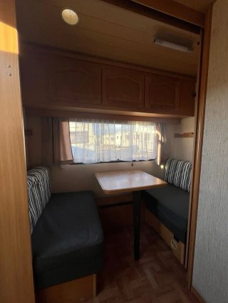 Caravana Knaus Azur 395 (<750kg)