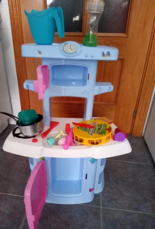 Carrito de compras infantil rojo y rosa