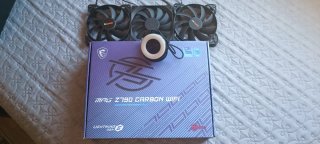 Placa base y CPU.