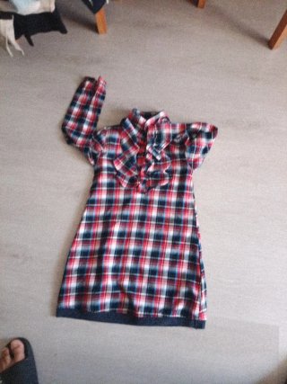 Lote vestidos niñas y mujer desliza 1 a 2€