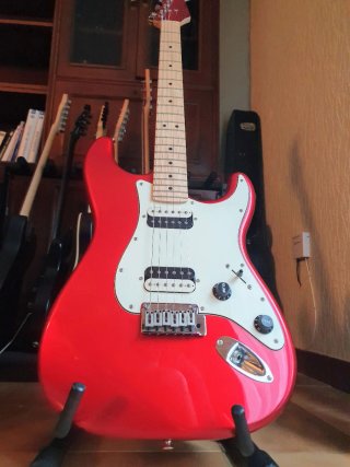 Solo Hoy!!! Squier by Fender Contenporary guitarra