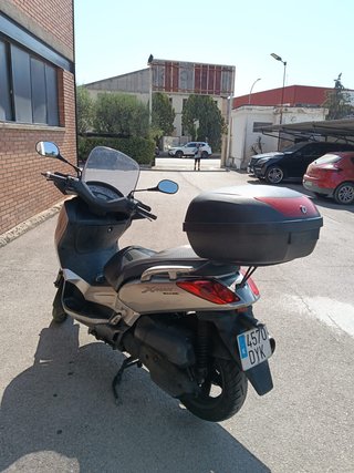 Yamaha Xmax 125cc Maxi Scooter