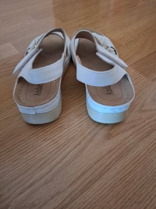 Sandalias Andarinas Blancas