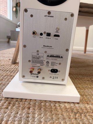 Altavoces AudioPro A36 Blanco y Gris