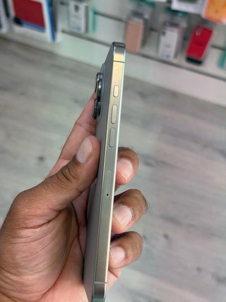 iPhone 16 pro max impecable batria 92