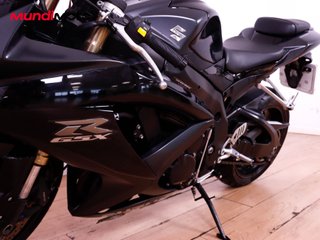 SUZUKI GSX-R 600 K8