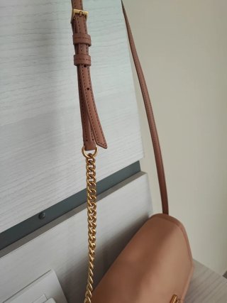 Bolso Bimba y Lola piel rosa y cadena dorada