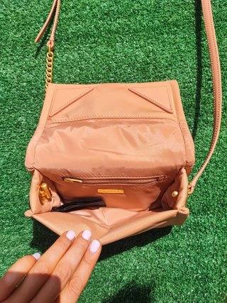 Bolso Bimba y Lola piel rosa y cadena dorada