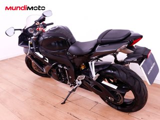 SUZUKI GSX-R 600 K8