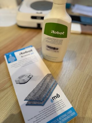 iRobot Braava Jet m6 Robot Mop