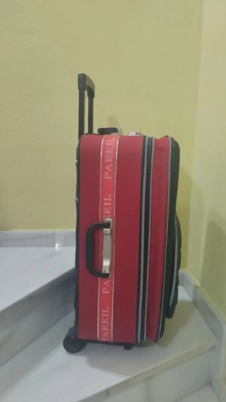 Maleta de viaje  con ruedas