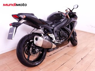 SUZUKI GSX-R 600 K8