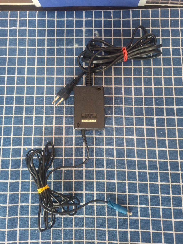 NES ORIGINAL CARGADOR ENCHUFE OFICIAL