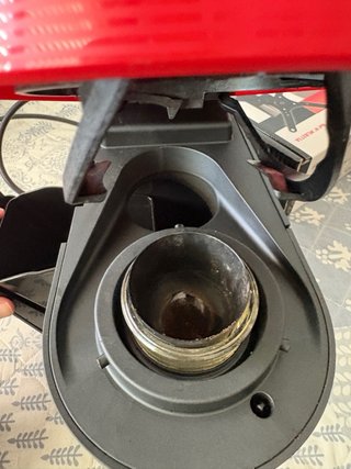Cafetera Nespresso Roja