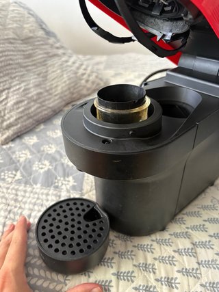 Cafetera Nespresso Roja