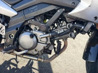 Suzuki DL 650 V-Strom Adventure Moto