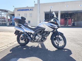 Suzuki DL 650 V-Strom Adventure Moto