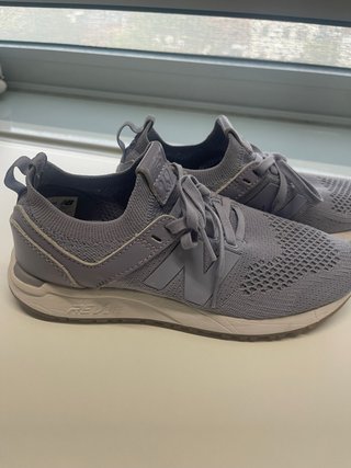 Zapatillas New Balance 247 Violetas