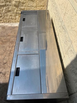 Botellero Inox 1.5m 3 Puertas