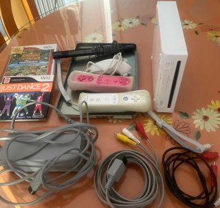 Nintendo Wii Blanca + Juegos y Accesorios