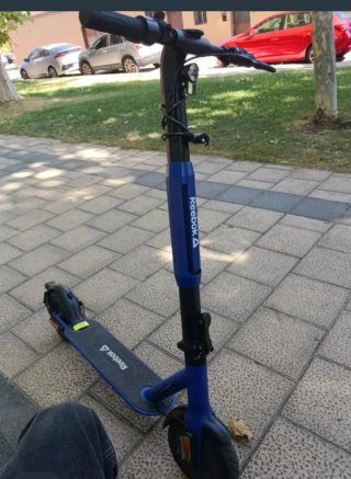Patinete Eléctrico Reebok Azul