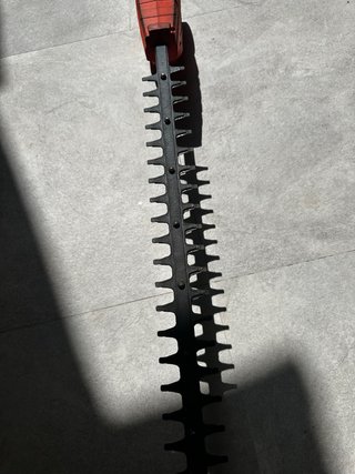 Cortasetos eléctrico de pértiga Black+Decker PH555