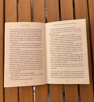 White Teeth - Zadie Smith (Penguin Readers Level 7