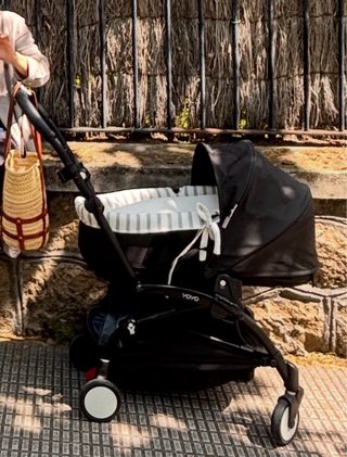 Capazo Bassinet Babyzen Yoyo Negro+Protector lluvi