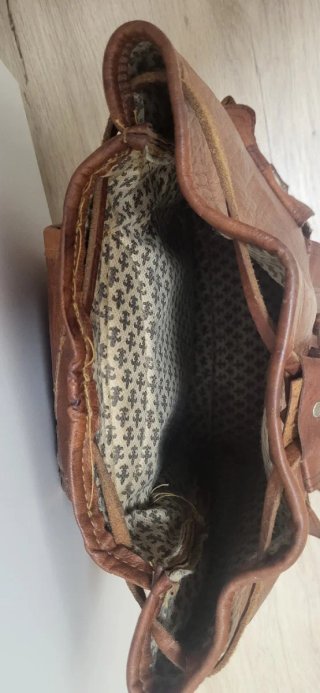 Mochila de piel marrón