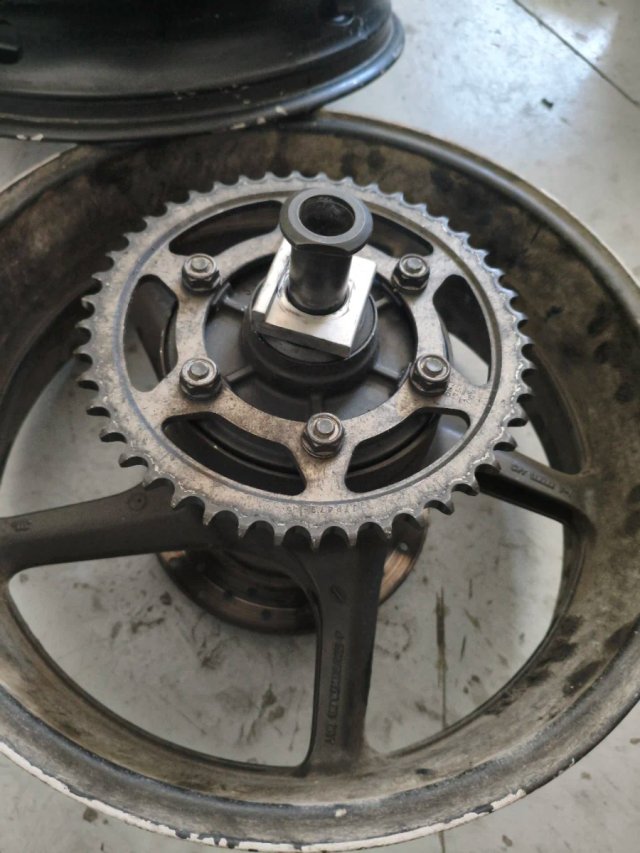 Llantas y discos R1 2004