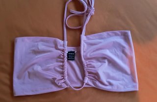 Falda negra y 2 tops encaje