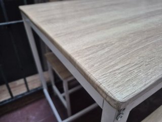 Mesa y 2 bancos Lisboa