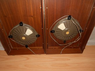 TOCADISCOS WERNER MALETA con 2 ALTAVOCES / VINTAGE
