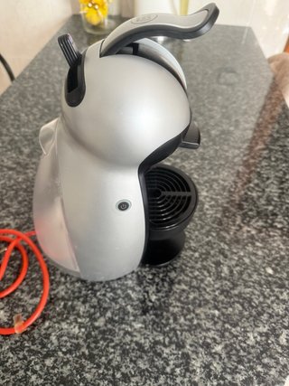 Cafetera Nescafé Dolce Gusto DeLonghi