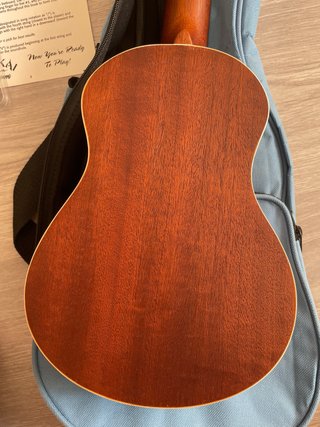 Ukelele Lanikai con funda y afinador