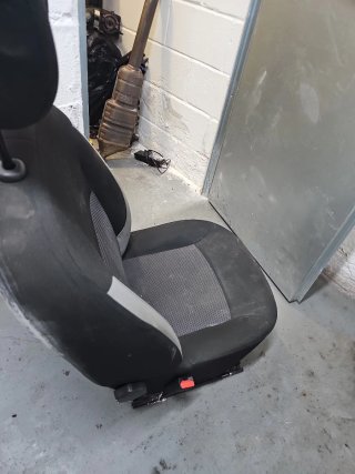 ASIENTO DACIA SANDERO LOGAN