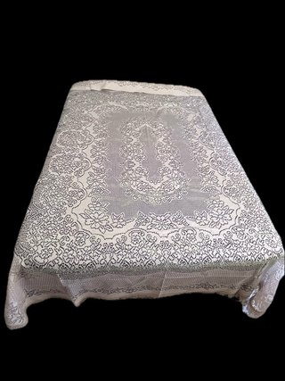 Colcha antigua encaje cama 135