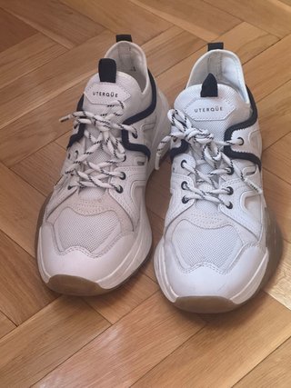 Zapatillas Uterqüe blancas y marrones