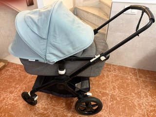 Bugaboo Fox 2 con saco y 2 capotas